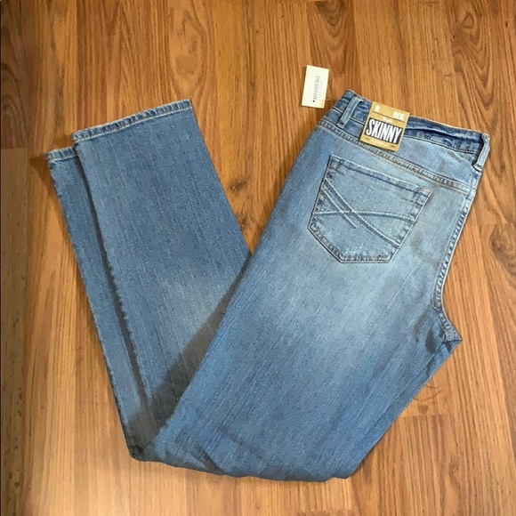 Aeropostale Womens Bayla Low Rise Signature Skinny Fit Jeans